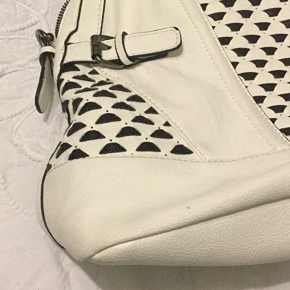 Big Buddy Hand Bag - Picture 4 of 8